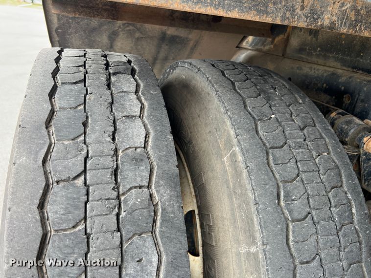 image for item IA9201 2012 Freightliner Business Class M2  crane truck