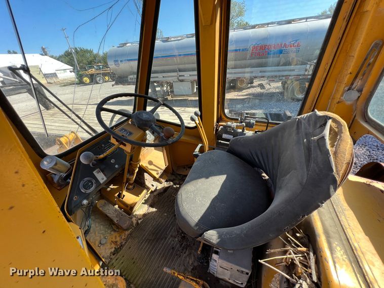 image for item IA9234 1972 Allis Chalmers 545B  wheel loader