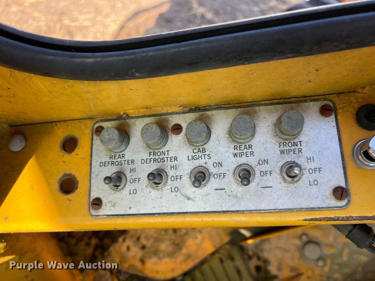 image for item IA9234 1972 Allis Chalmers 545B  wheel loader