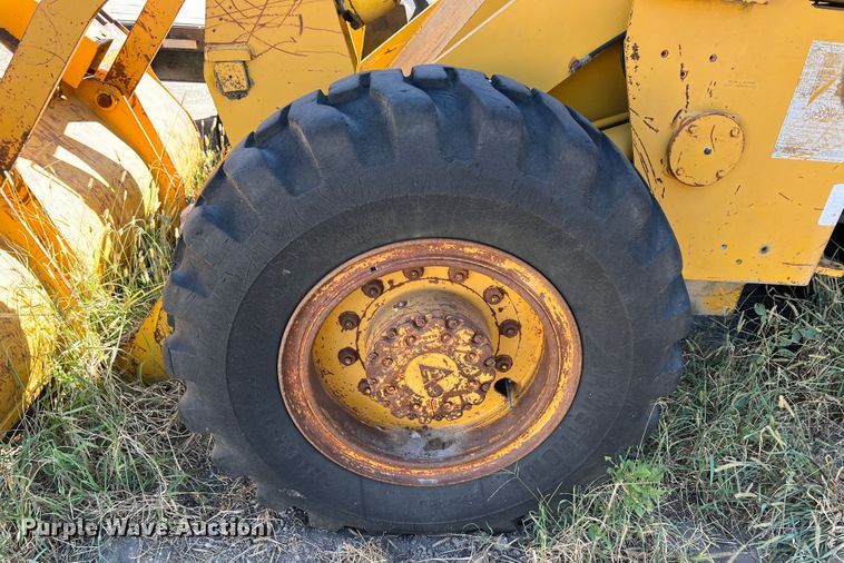 image for item IA9234 1972 Allis Chalmers 545B  wheel loader