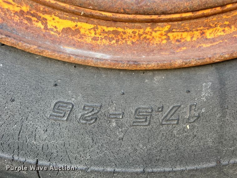 image for item IA9234 1972 Allis Chalmers 545B  wheel loader