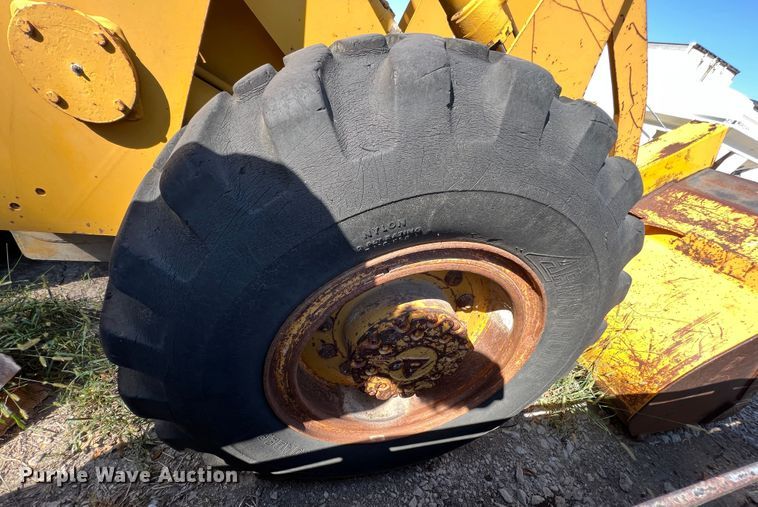 image for item IA9234 1972 Allis Chalmers 545B  wheel loader