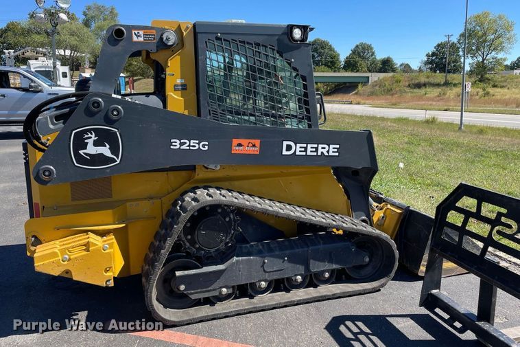 image for item JC9913 2021 John Deere 325G  tracked skid steer loader