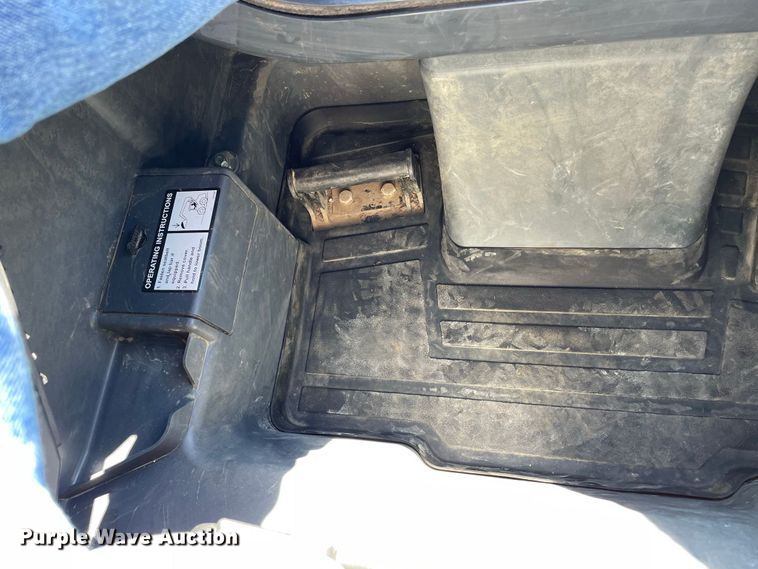 image for item JC9913 2021 John Deere 325G  tracked skid steer loader