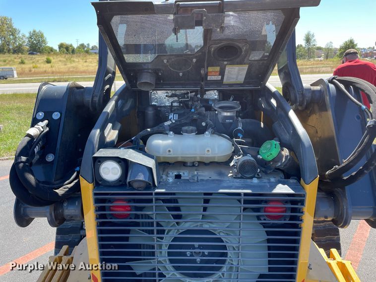 image for item JC9913 2021 John Deere 325G  tracked skid steer loader