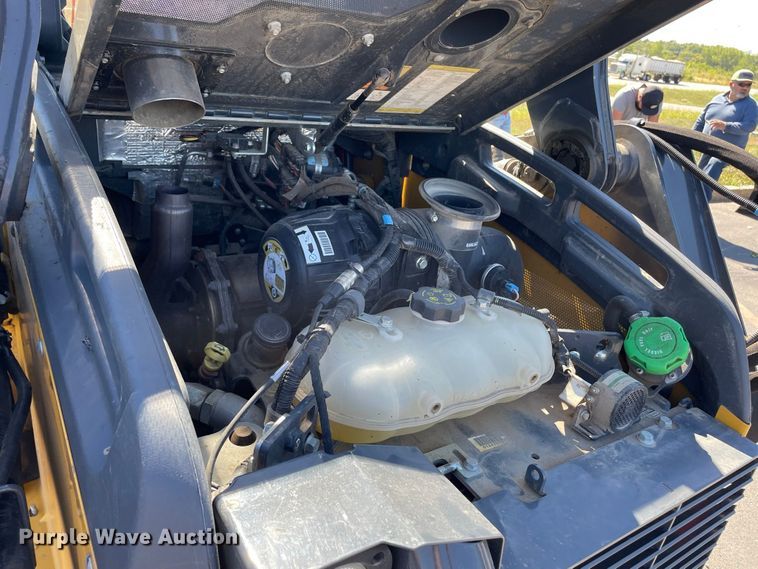 image for item JC9913 2021 John Deere 325G  tracked skid steer loader