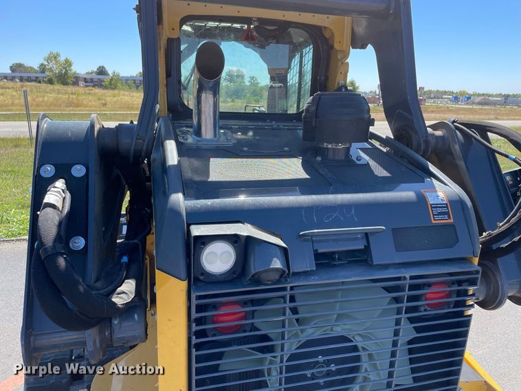 image for item JC9913 2021 John Deere 325G  tracked skid steer loader