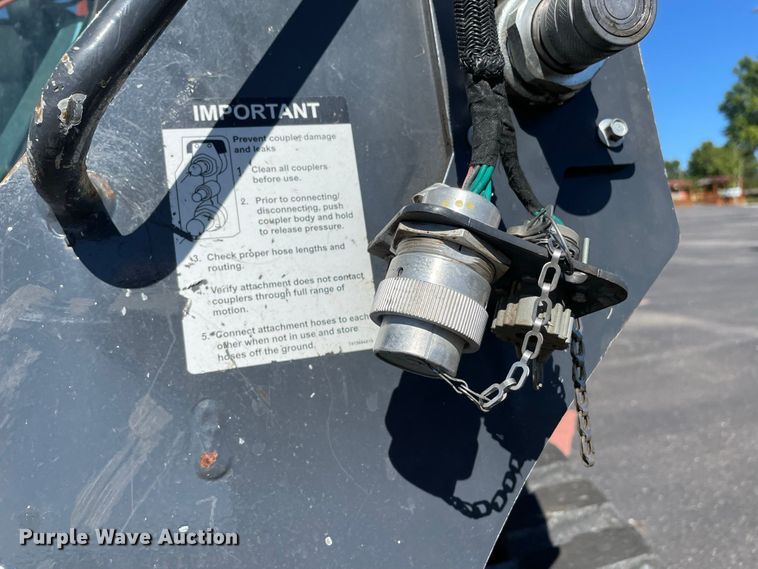 image for item JC9913 2021 John Deere 325G  tracked skid steer loader