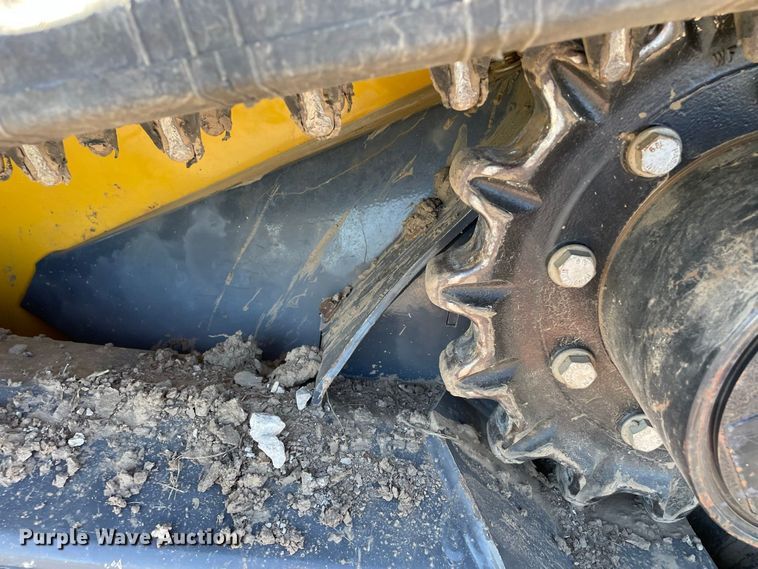 image for item JC9913 2021 John Deere 325G  tracked skid steer loader