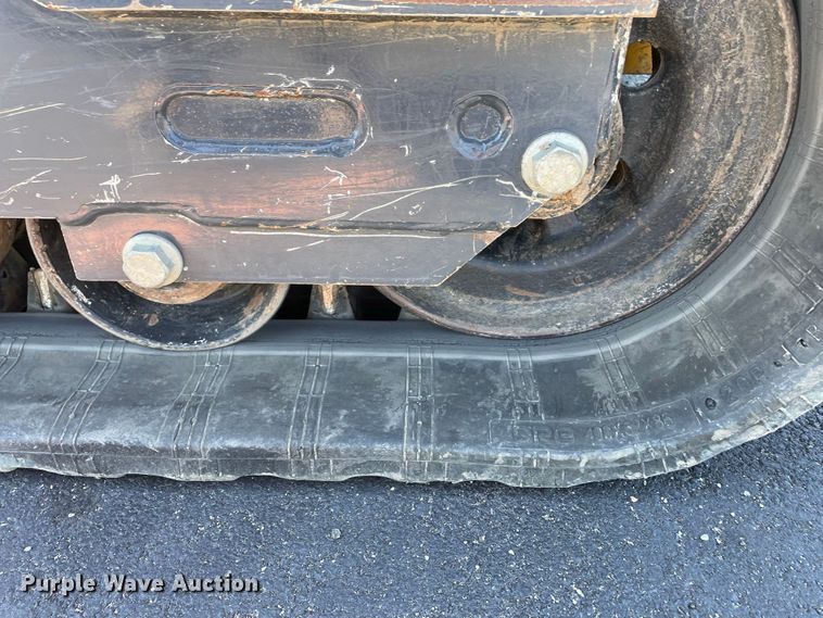 image for item JC9913 2021 John Deere 325G  tracked skid steer loader