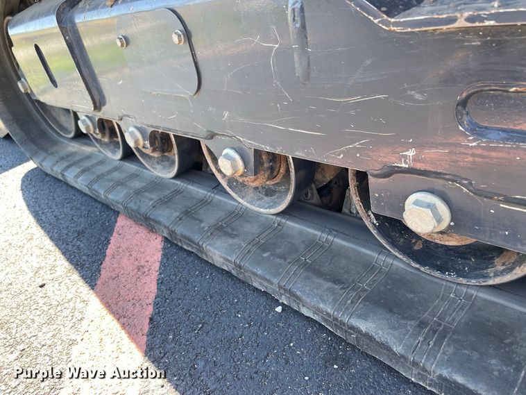 image for item JC9913 2021 John Deere 325G  tracked skid steer loader