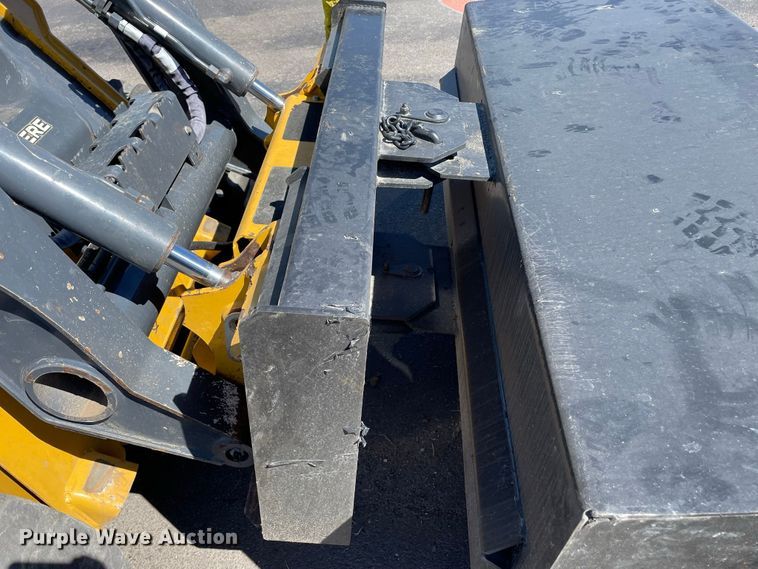 image for item JC9916 60" W skid steer broom