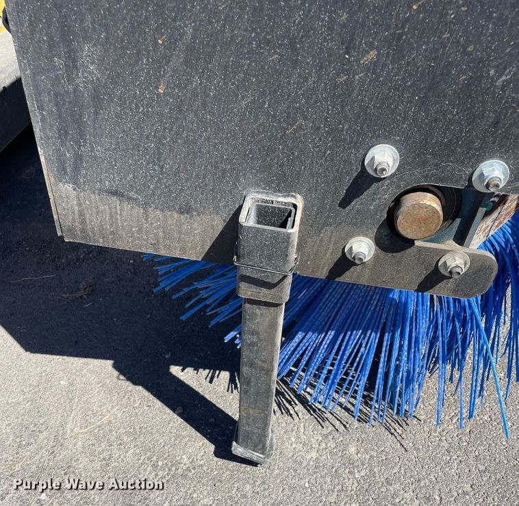 image for item JC9916 60" W skid steer broom