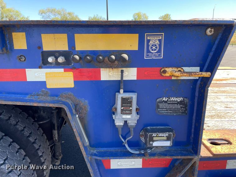 image for item JC9920 2014 Ledwell  equipment trailer