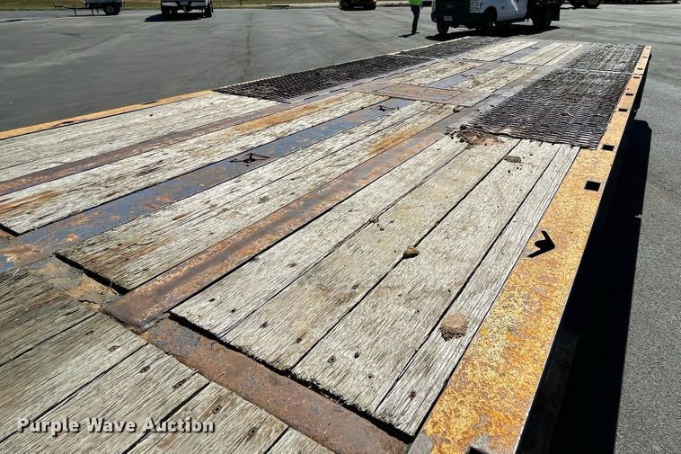 image for item JC9920 2014 Ledwell  equipment trailer