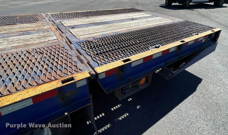 image for item JC9920 2014 Ledwell  equipment trailer