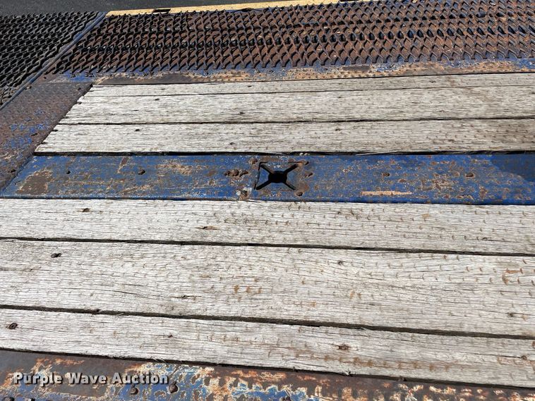 image for item JC9920 2014 Ledwell  equipment trailer