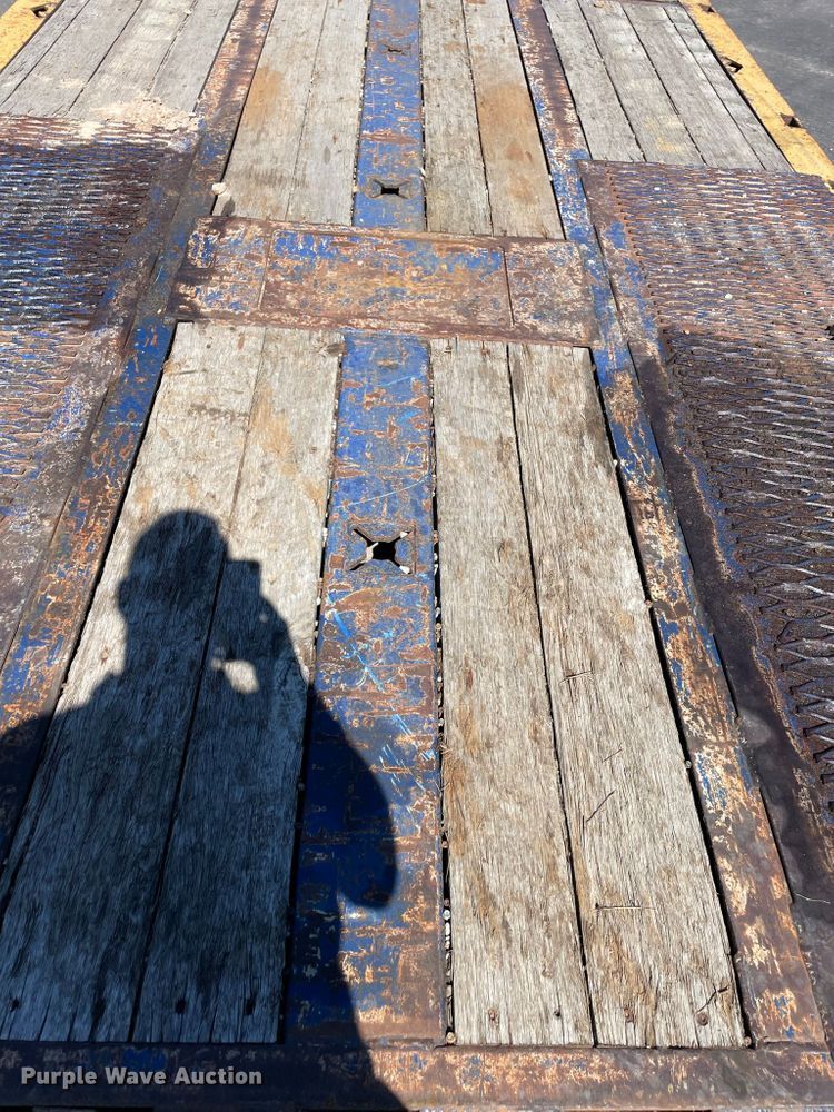 image for item JC9920 2014 Ledwell  equipment trailer