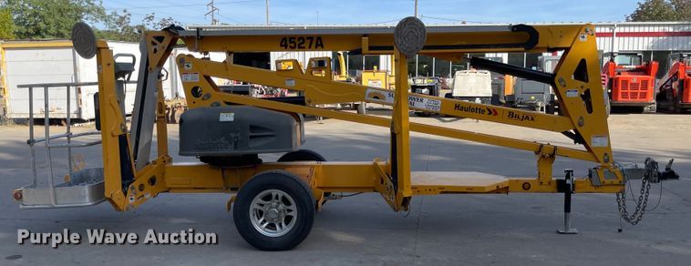 image for item JD9304 2015 Haulotte 4527A  boom lift