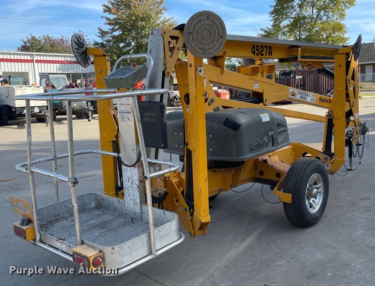 image for item JD9304 2015 Haulotte 4527A  boom lift