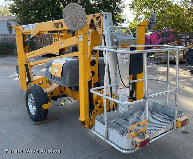 image for item JD9304 2015 Haulotte 4527A  boom lift