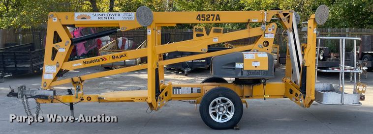 image for item JD9304 2015 Haulotte 4527A  boom lift