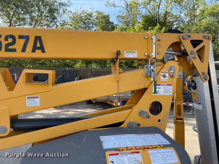 image for item JD9304 2015 Haulotte 4527A  boom lift