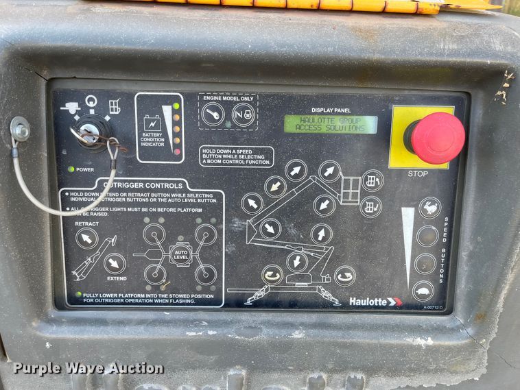 image for item JD9304 2015 Haulotte 4527A  boom lift
