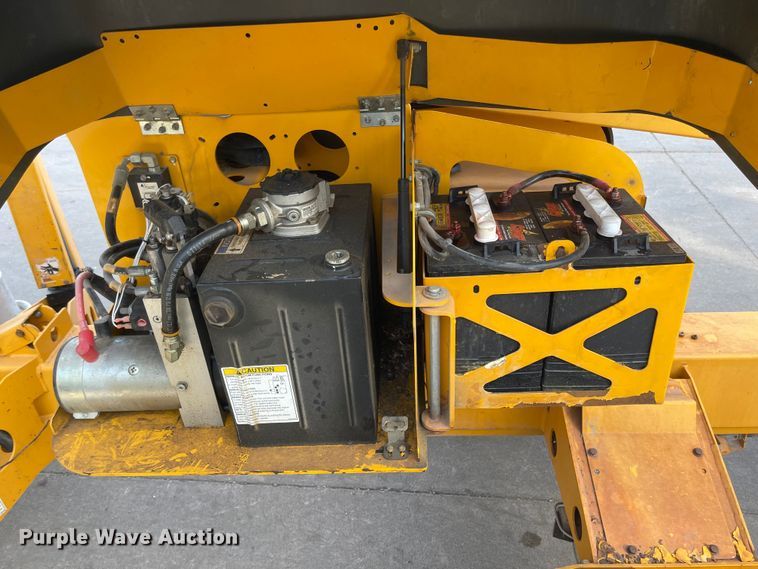 image for item JD9304 2015 Haulotte 4527A  boom lift