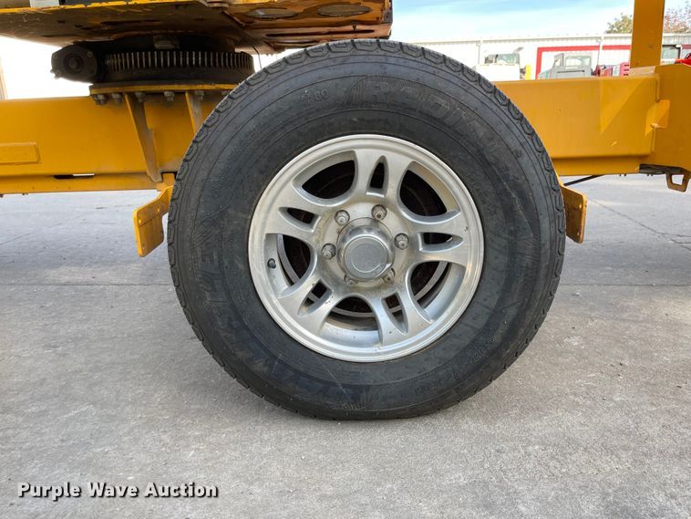 image for item JD9304 2015 Haulotte 4527A  boom lift