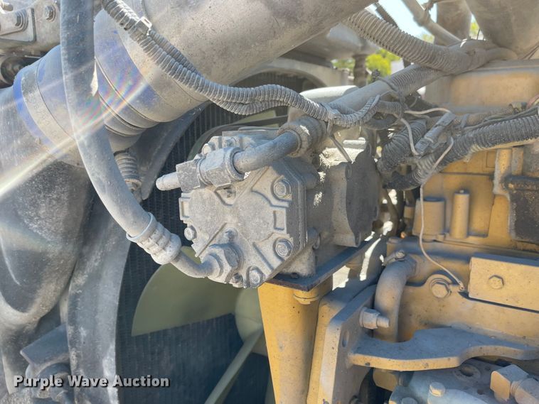 image for item JD9306 1997 Kenworth T800  dump truck