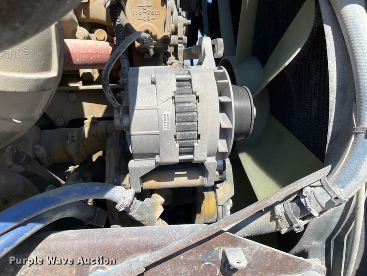 image for item JD9306 1997 Kenworth T800  dump truck