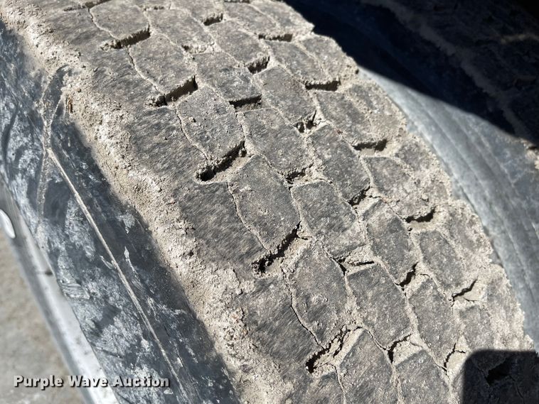 image for item JD9306 1997 Kenworth T800  dump truck