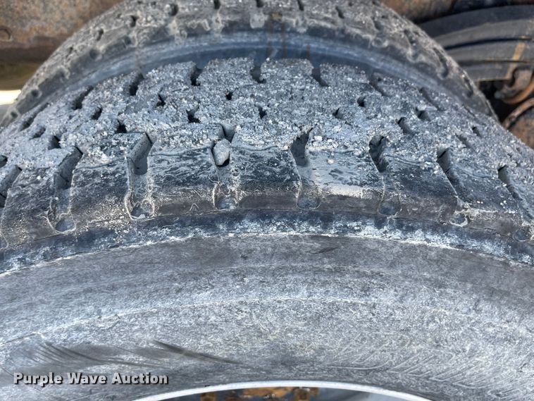 image for item JD9306 1997 Kenworth T800  dump truck