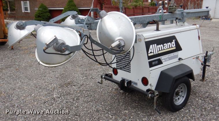 image for item JL9920 2009 Allmand NL7.5  light plant