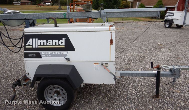 image for item JL9920 2009 Allmand NL7.5  light plant