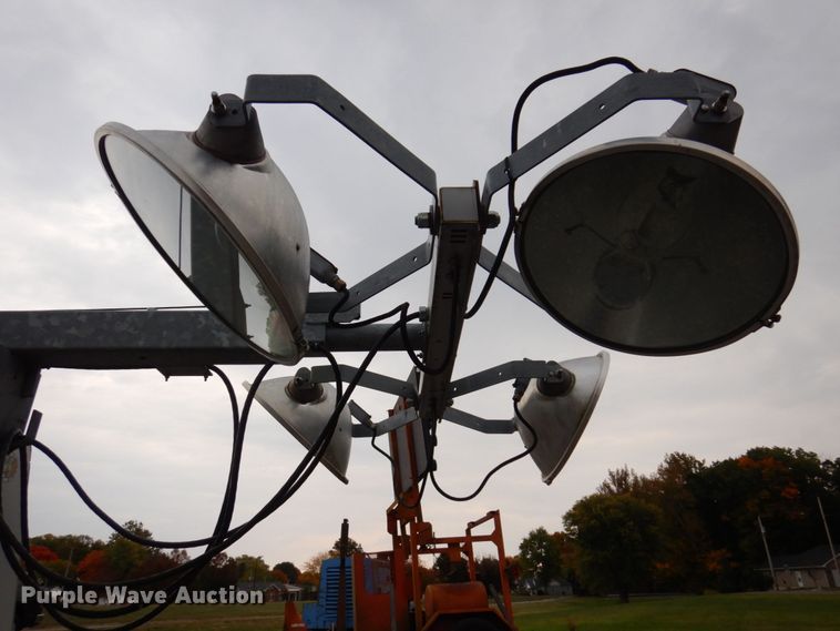 image for item JL9921 2009 Allmand NL7.5  light plant