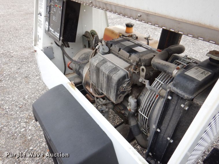 image for item JL9921 2009 Allmand NL7.5  light plant