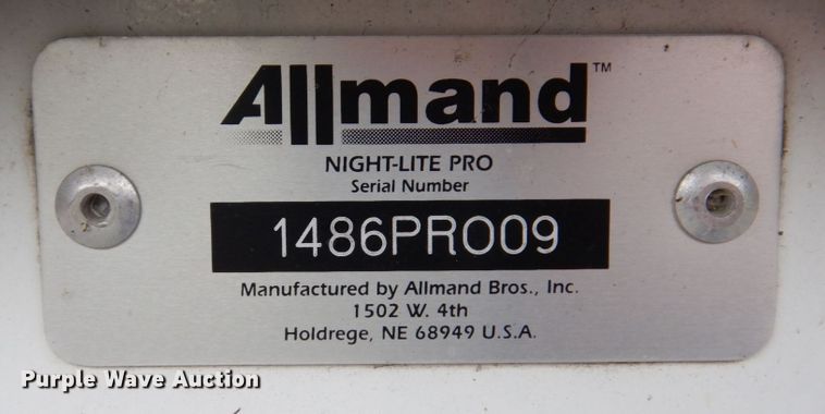 image for item JL9921 2009 Allmand NL7.5  light plant