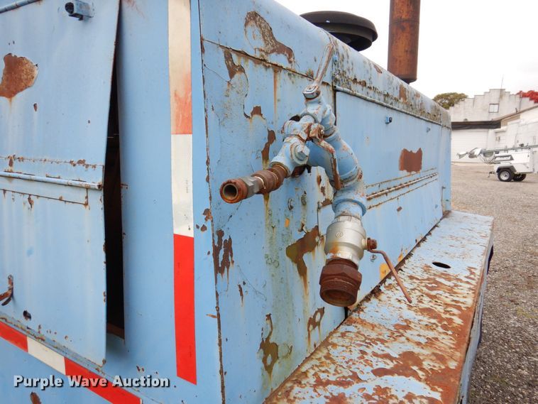 image for item JL9922 Leroi 600D-C  air compressor