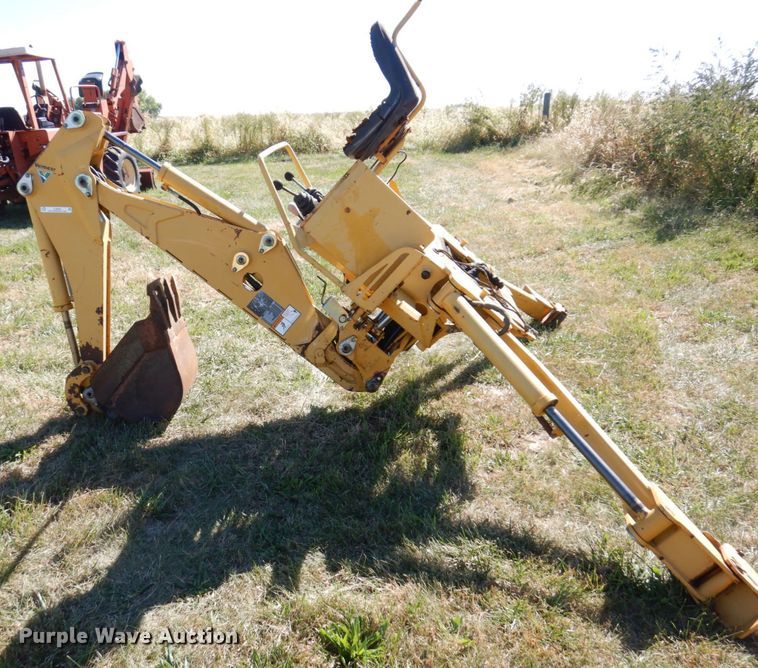 image for item JL9929 Vermeer B600A  backhoe attachment