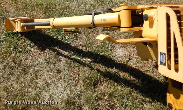 image for item JL9929 Vermeer B600A  backhoe attachment