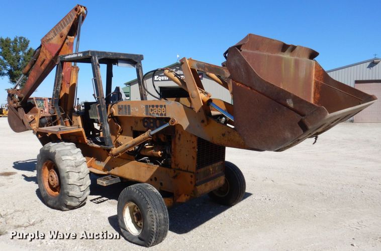 image for item JL9934 1976 Case 680E  backhoe