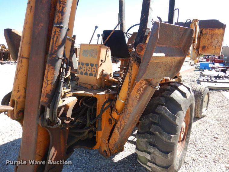 image for item JL9934 1976 Case 680E  backhoe