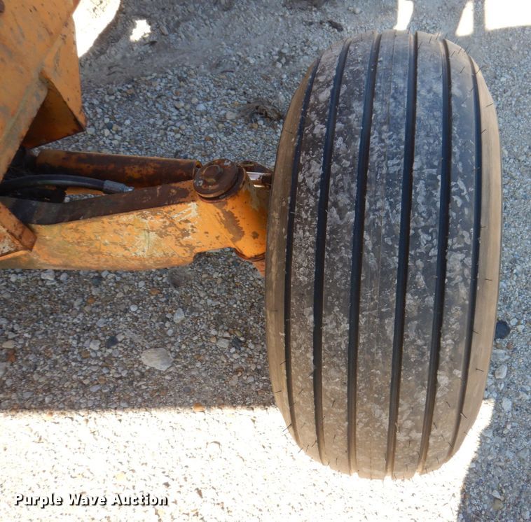 image for item JL9934 1976 Case 680E  backhoe