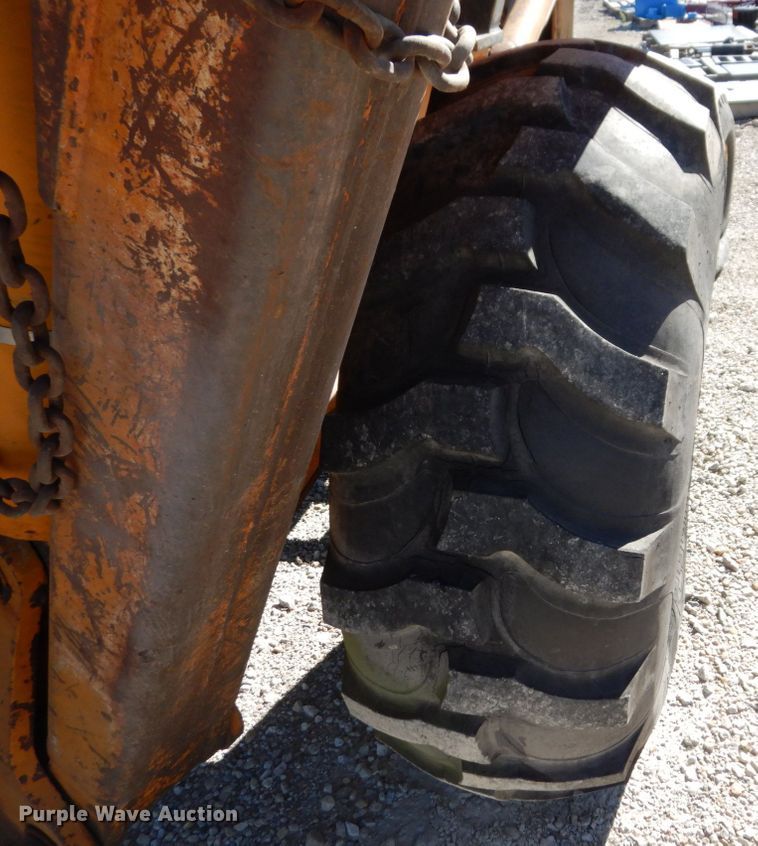 image for item JL9934 1976 Case 680E  backhoe