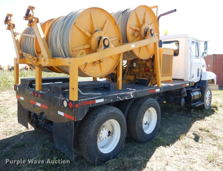 image for item JL9936 1996 Mack CH613  cable puller truck