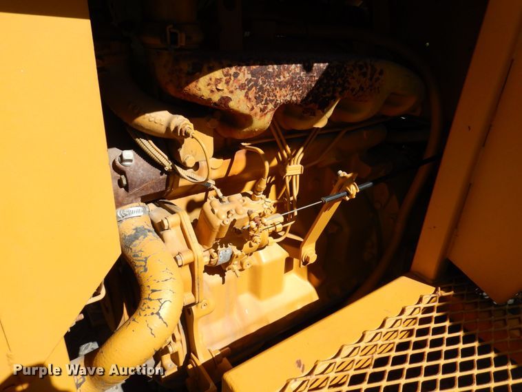 image for item JL9936 1996 Mack CH613  cable puller truck