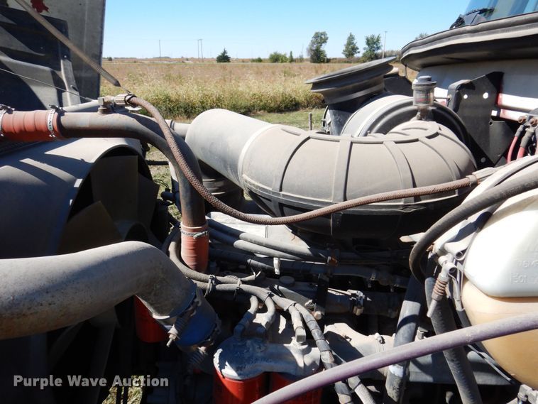 image for item JL9936 1996 Mack CH613  cable puller truck