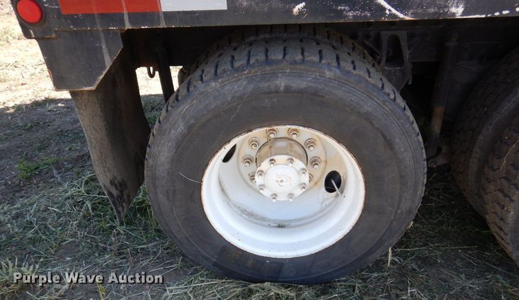 image for item JL9936 1996 Mack CH613  cable puller truck